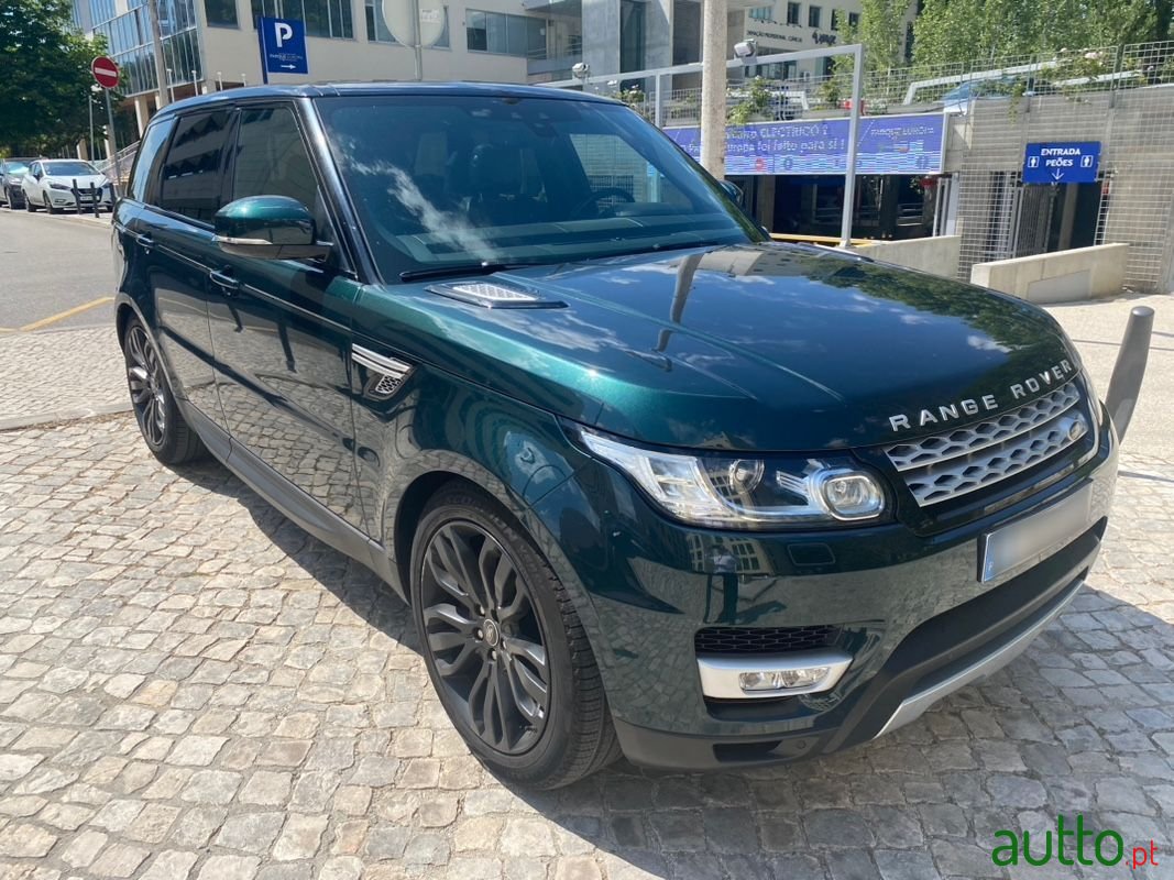 2017' Land Rover Range Rover Sport photo #1