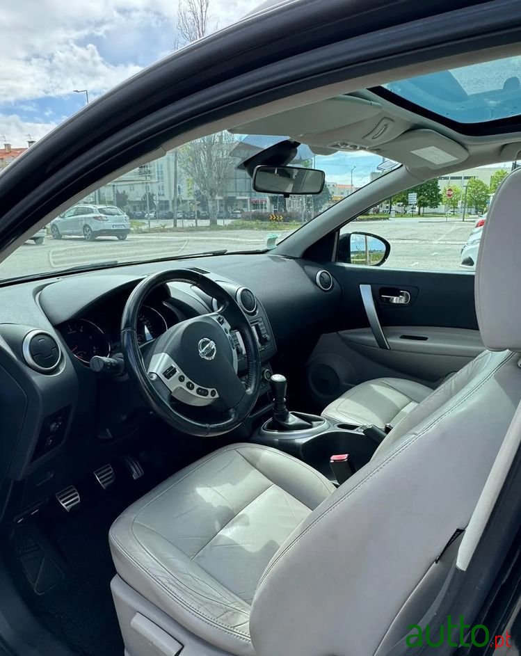 2011' Nissan Qashqai photo #5