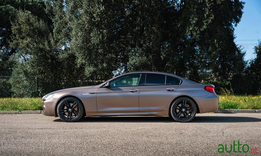 2012' BMW Série 6 D Pack M photo #3