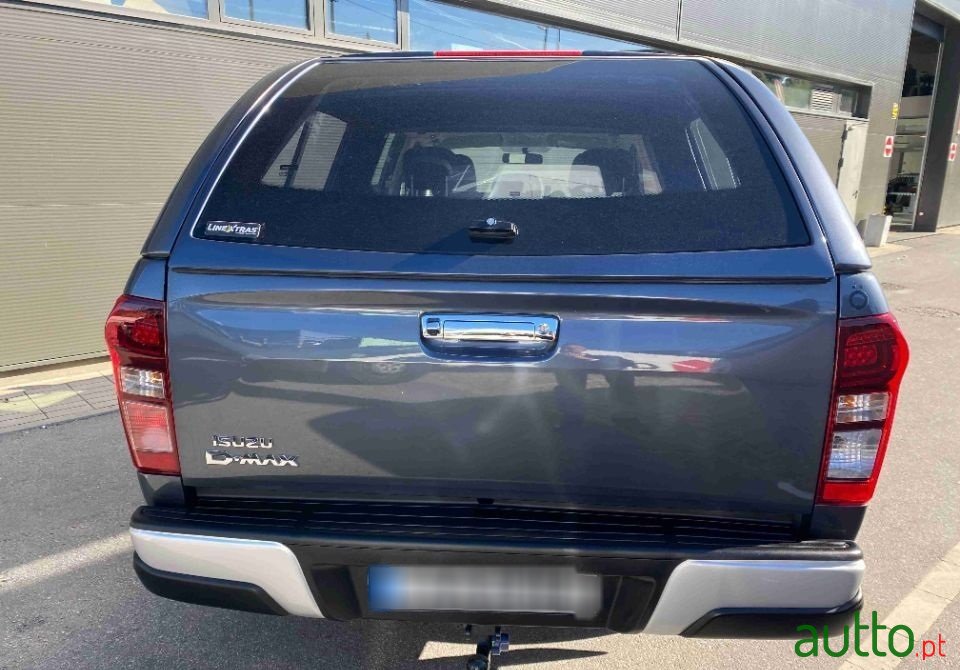 2020' Isuzu D-Max photo #5