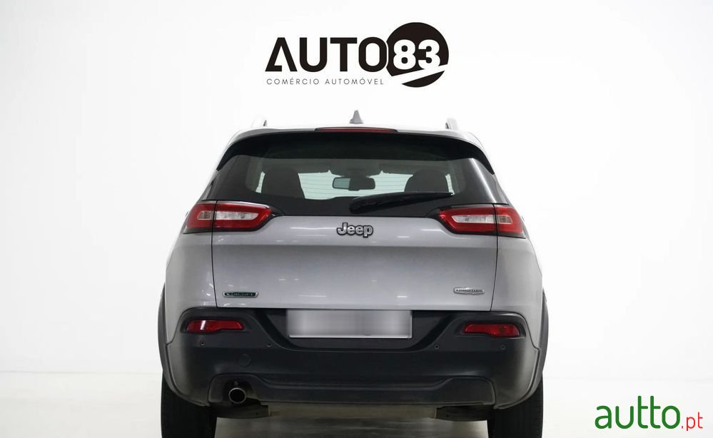 2014' Jeep Cherokee photo #4