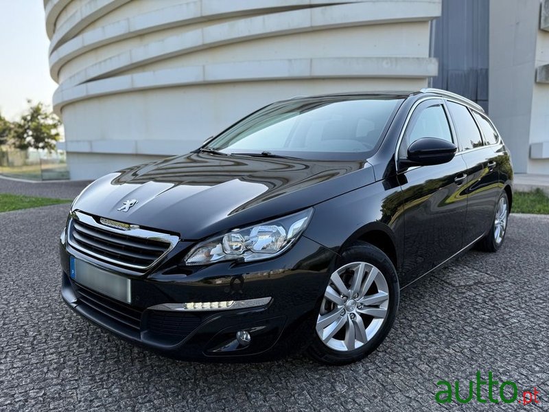 2015' Peugeot 308 Sw photo #1