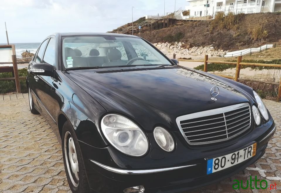 2002' Mercedes-Benz 320 photo #1