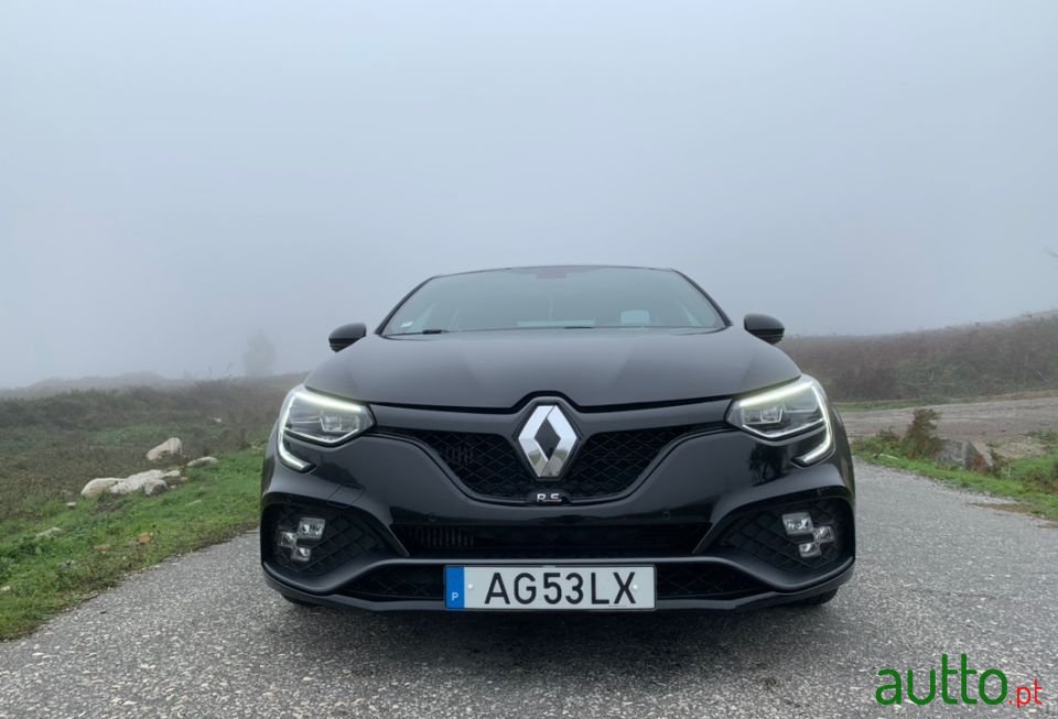 2020' Renault Megane photo #1