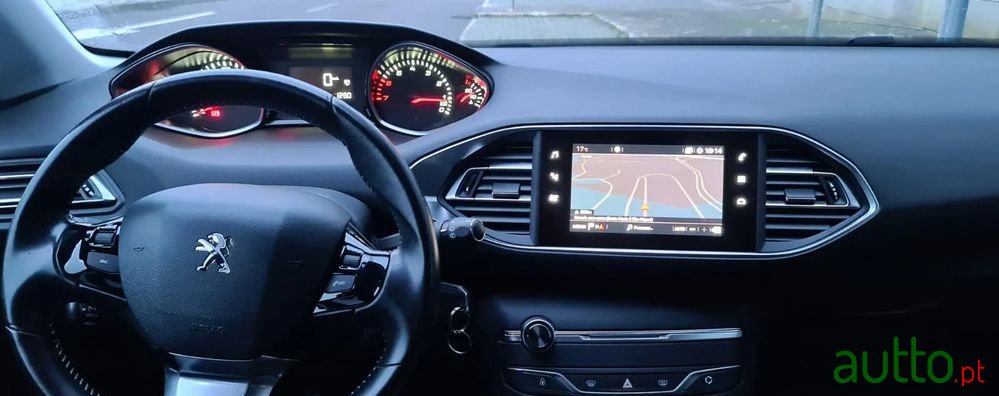 2018' Peugeot 308 Sw photo #6