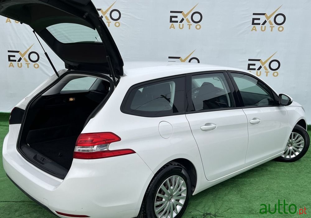 2016' Peugeot 308 Sw photo #5