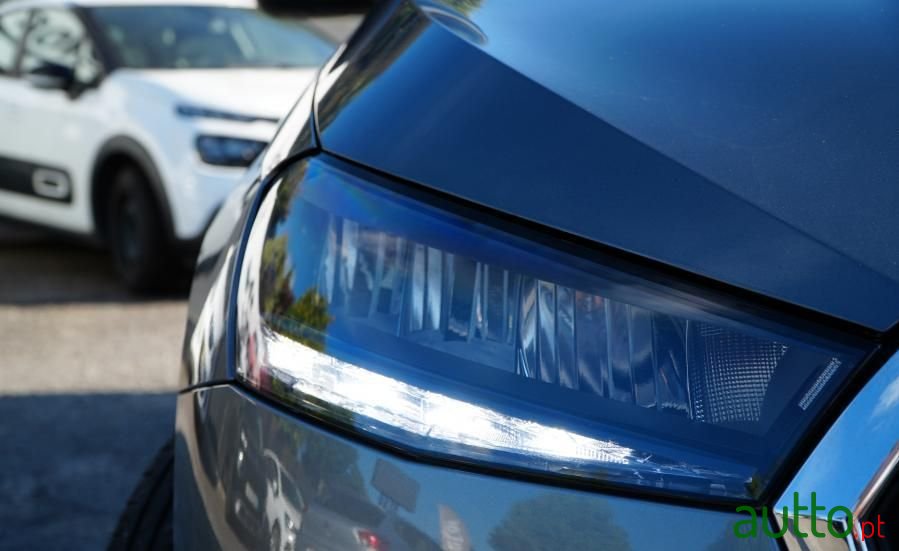 2023' Skoda Fabia 1.0 Mpi photo #5