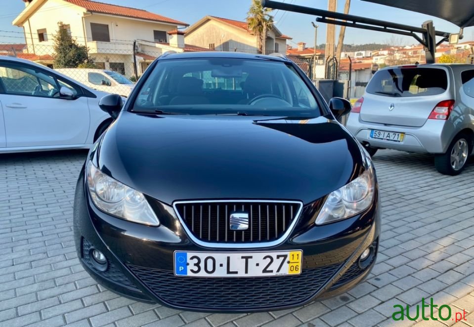 2011' SEAT Ibiza St photo #2