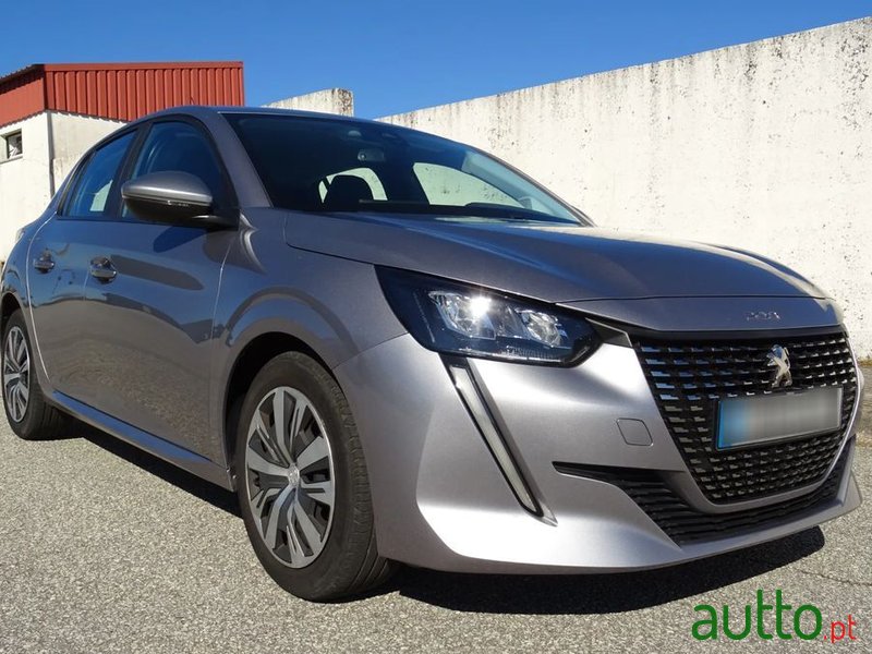 2020' Peugeot 208 photo #6