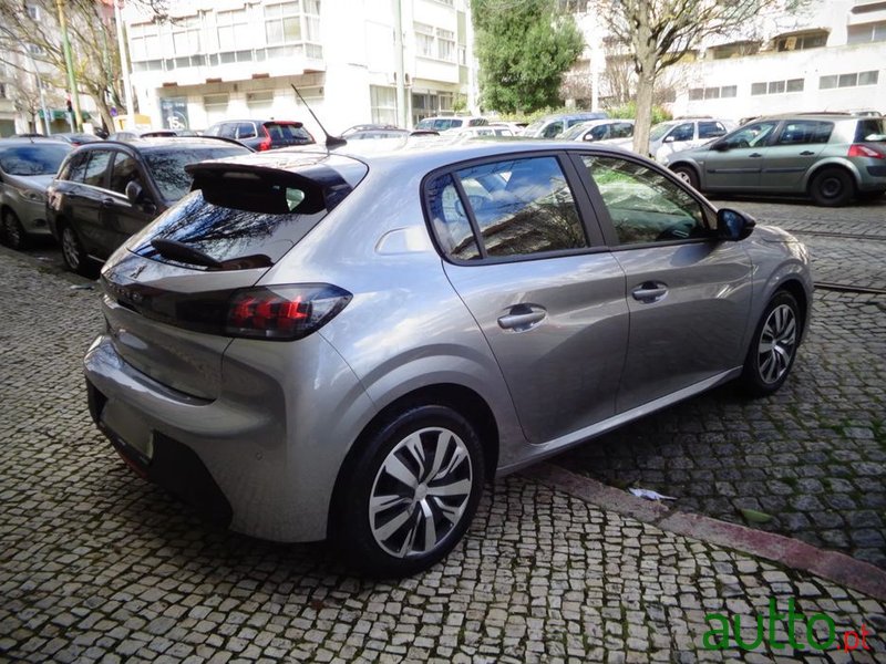 2023' Peugeot 208 photo #6
