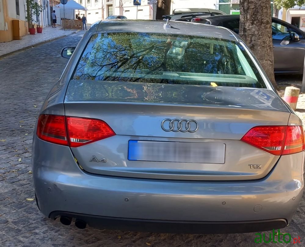 2012' Audi A4 2.0 Tdi S-Line photo #4
