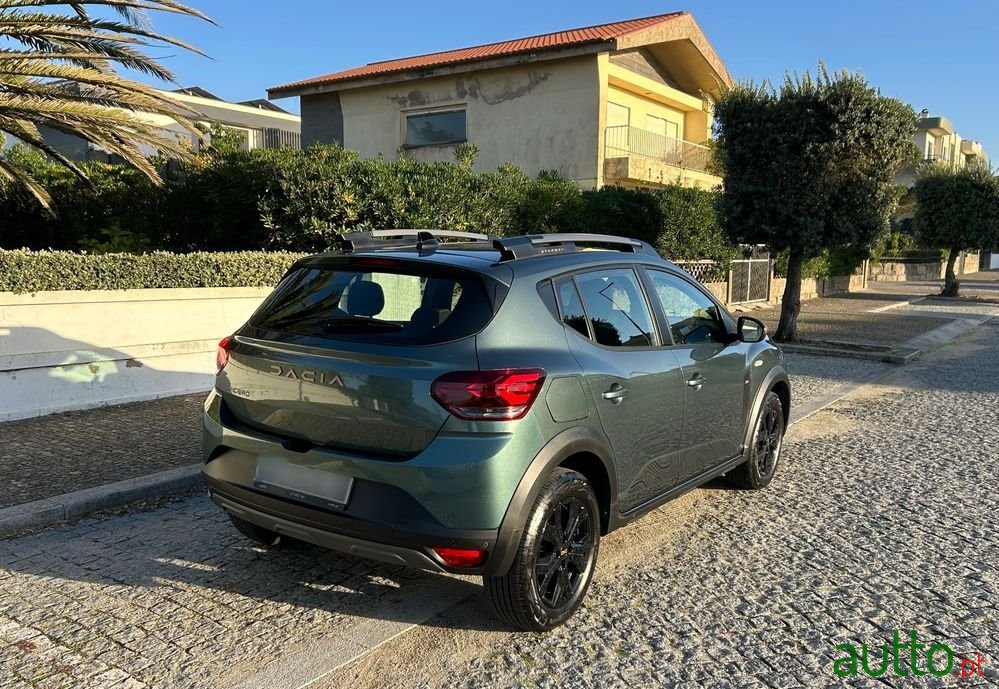 2023' Dacia Sandero photo #2