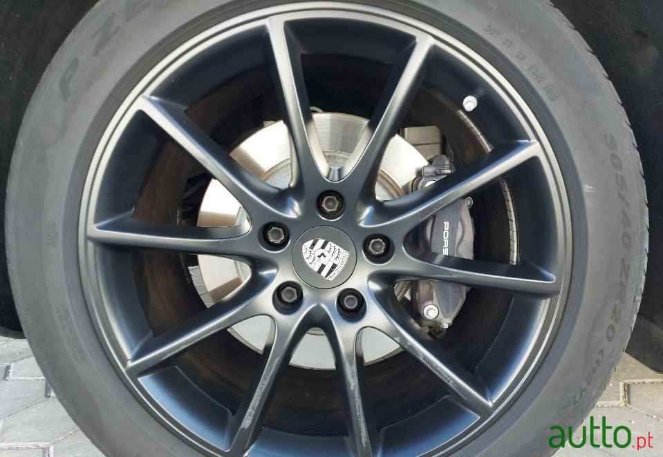 2018' Porsche Cayenne photo #5