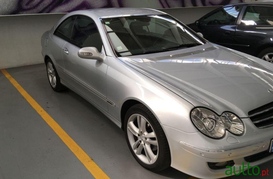 2006' Mercedes-Benz Clk-220 Avantgarde photo #1