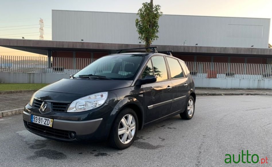 2004' Renault Scenic photo #1