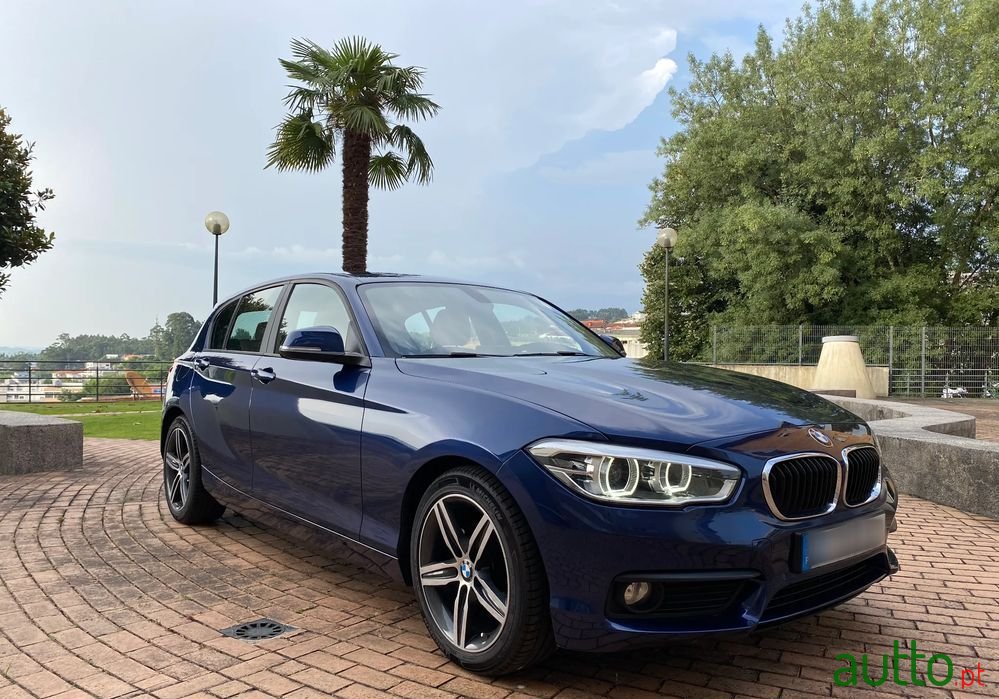 2015' BMW 116 D Line Sport photo #3