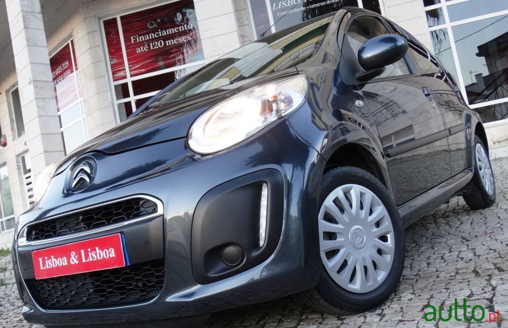 2012' Citroen C1 photo #1