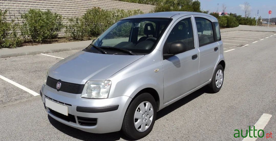 2010' Fiat Panda photo #4