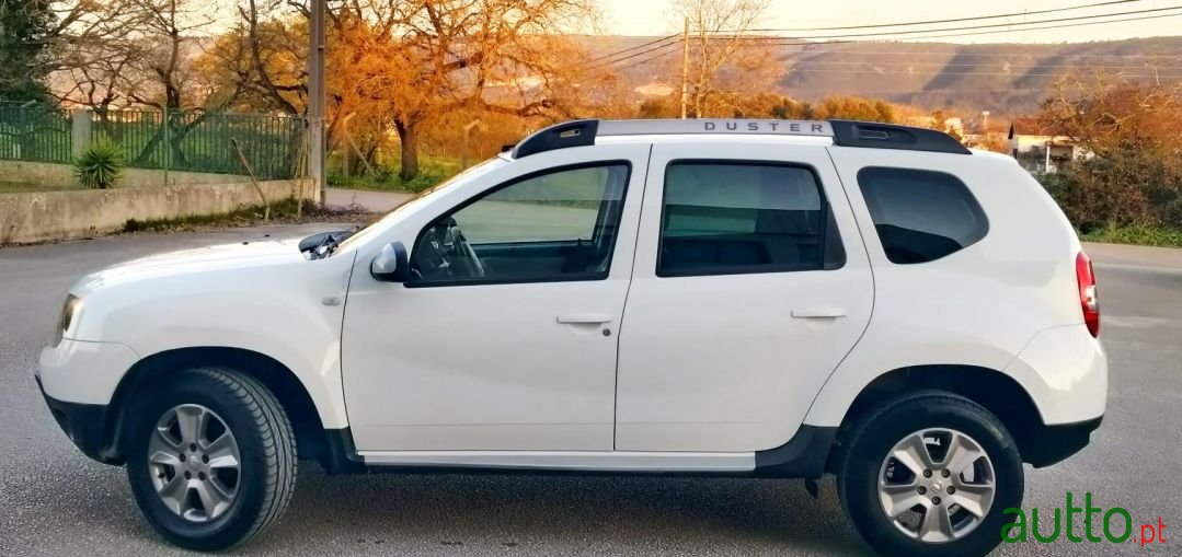 2014' Dacia Duster photo #3