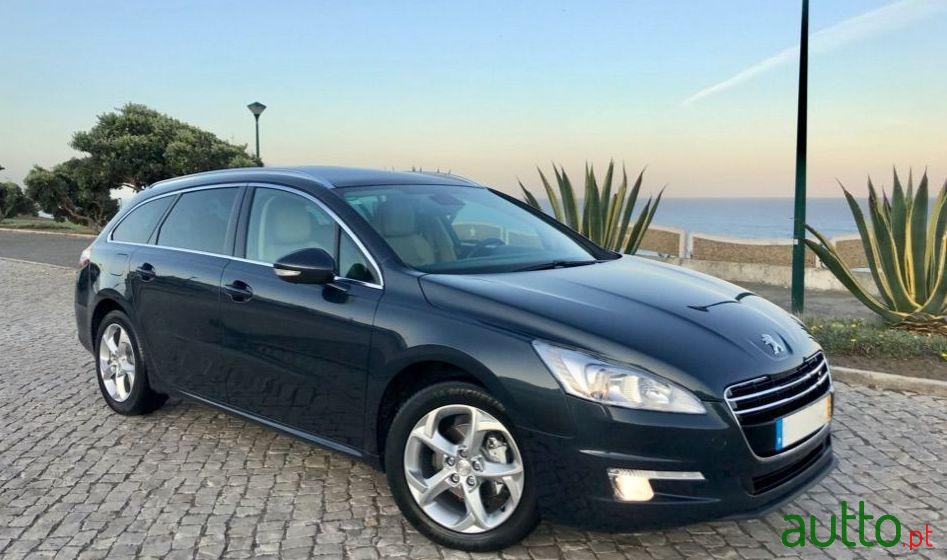 2014' Peugeot 508 Sw photo #2