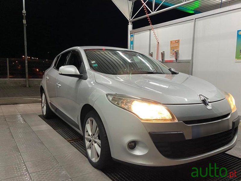 2014' Renault Megane photo #6