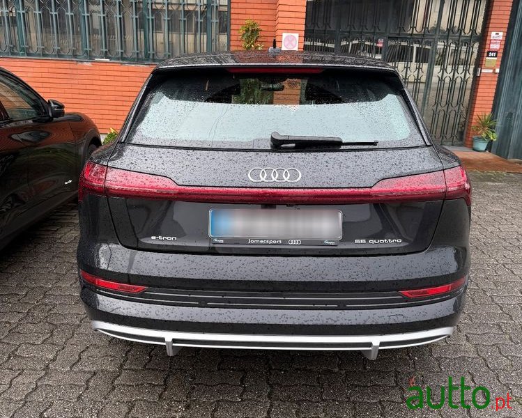 2021' Audi e-tron 55 Quattro S Line photo #6