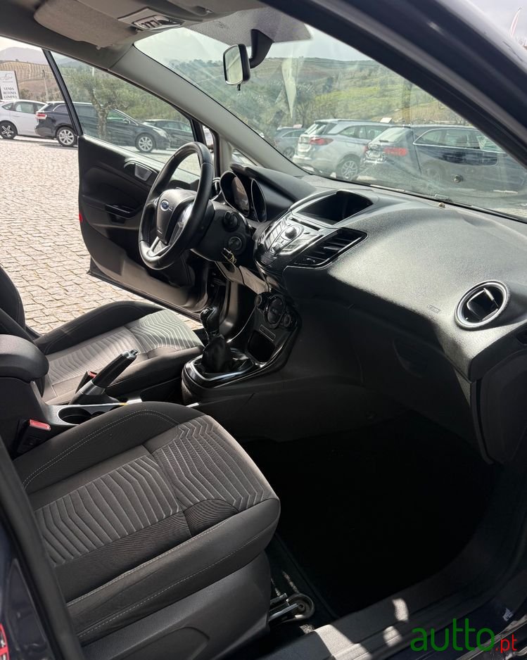 2013' Ford Fiesta 1.0 Ti-Vct Trend photo #6