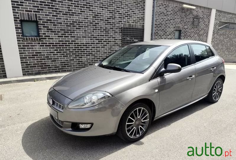 2010' Fiat Bravo 1.6 M-Jet photo #1