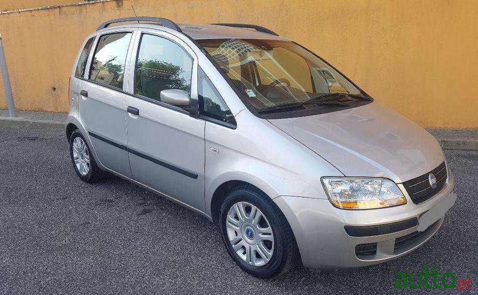 2005' Fiat Idea 1.2 16 V Dynamic photo #2