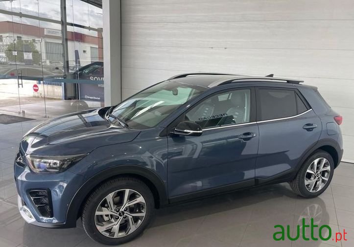 2024' Kia Stonic 1.0 T-Gdi Gt Line photo #3