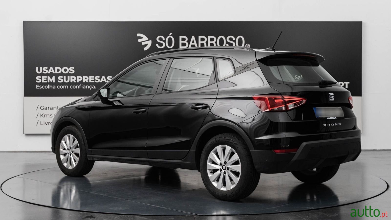 2020' SEAT Arona photo #3