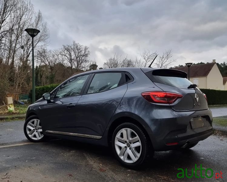 2021' Renault Clio photo #5