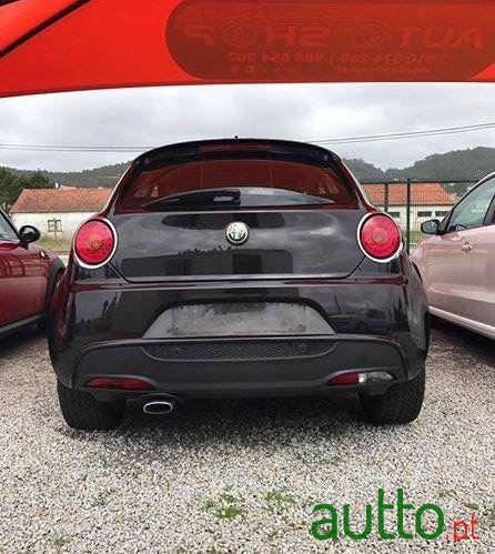 2012' Alfa Romeo MiTo photo #1