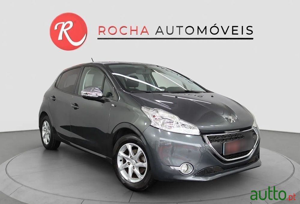 2015' Peugeot 208 1.2 Puretech Style photo #3