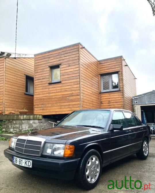 1988' Mercedes-Benz 190 photo #1