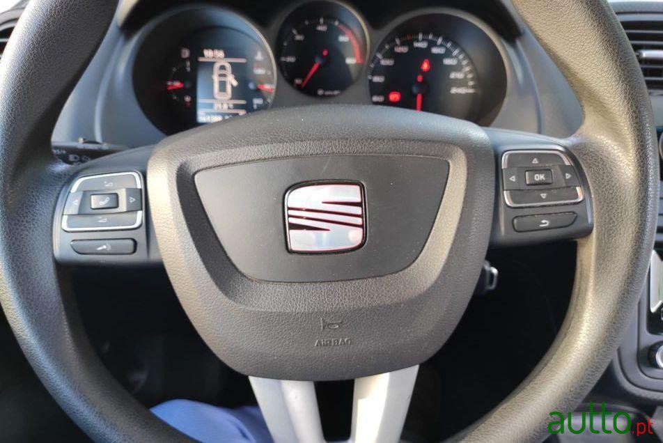 2011' SEAT Altea Copa photo #4