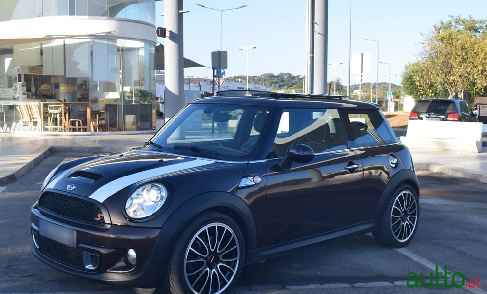 2011' MINI Cooper S 3 Portas photo #1