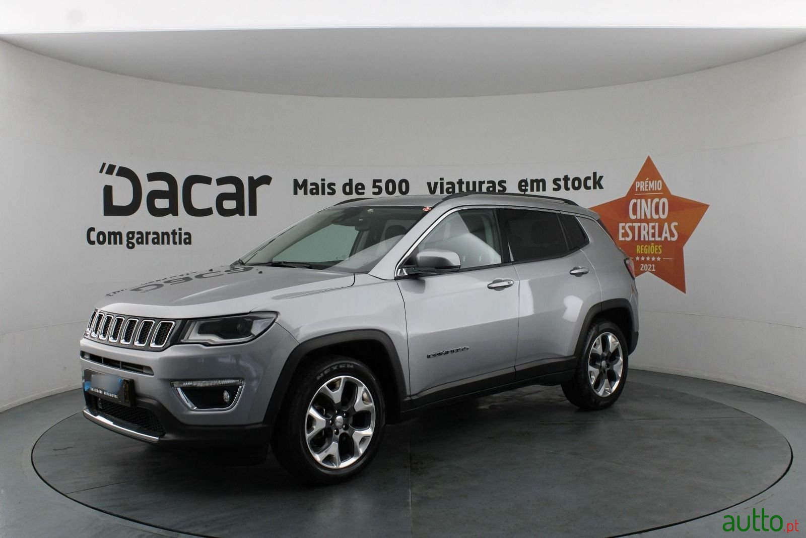 2019' Jeep Compass photo #3