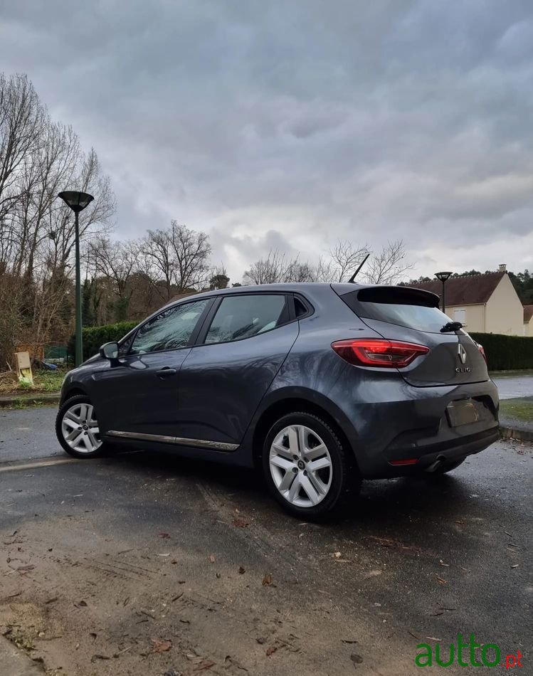 2021' Renault Clio photo #5