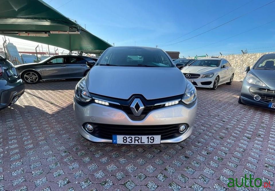 2016' Renault Clio photo #3