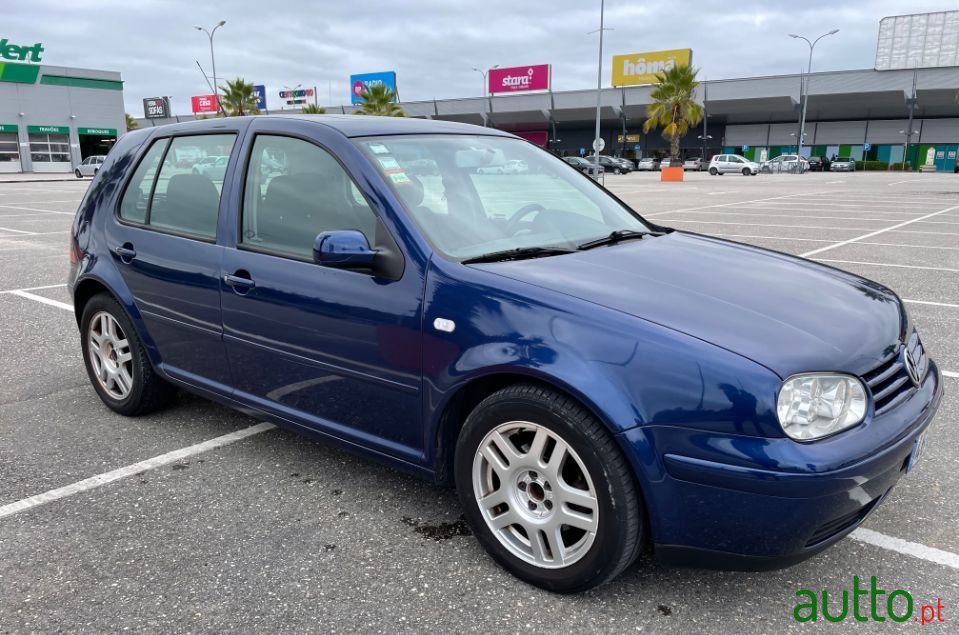 1999' Volkswagen Golf photo #2