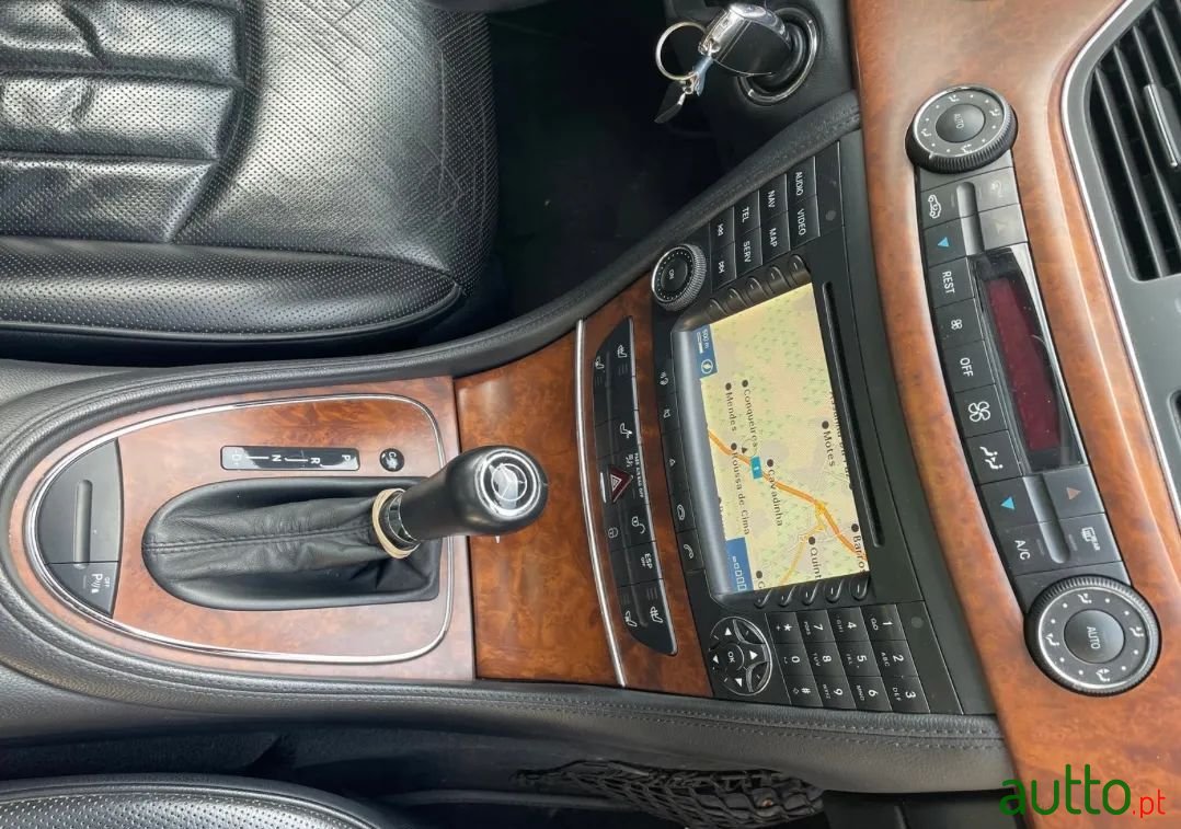 2007' Mercedes-Benz Cls-320 photo #4