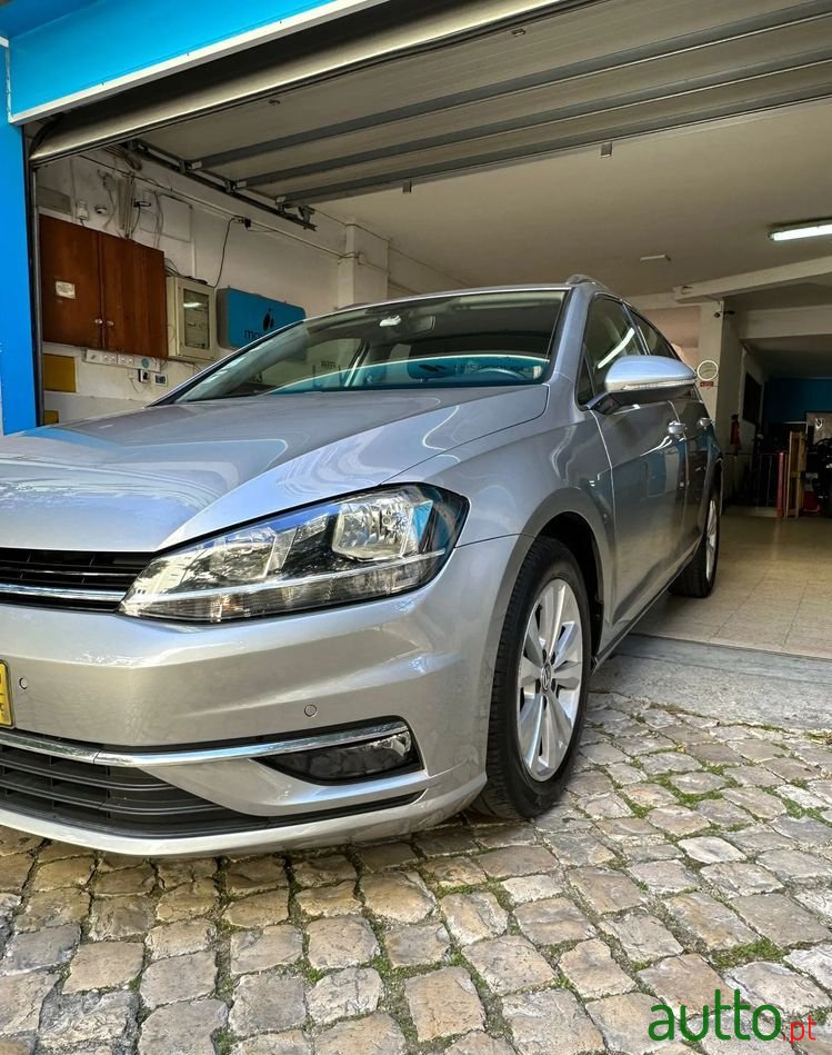 2019' Volkswagen Golf Variant photo #6