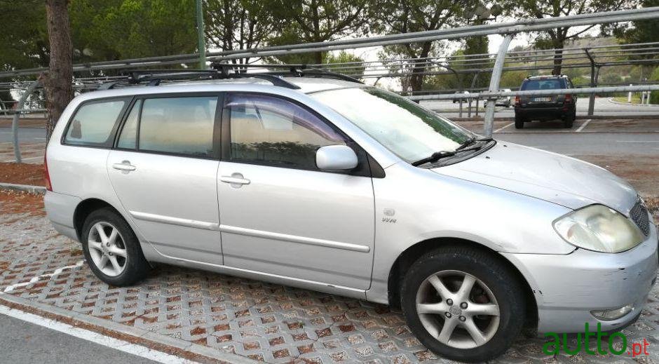 2002' Toyota Corolla photo #2