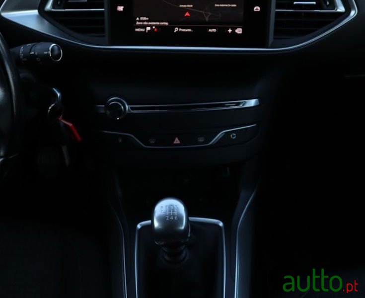 2018' Peugeot 308 Sw photo #4