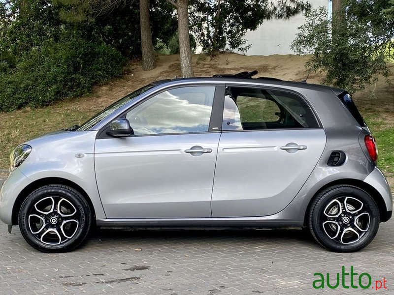 2018' Smart Forfour photo #2