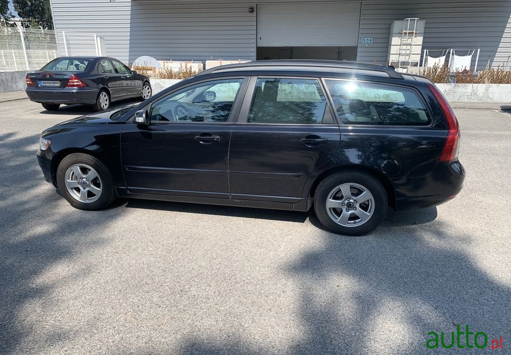 2008' Volvo V50 photo #5