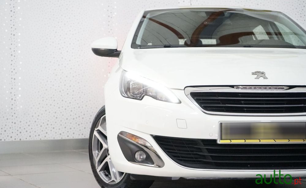 2016' Peugeot 308 photo #6