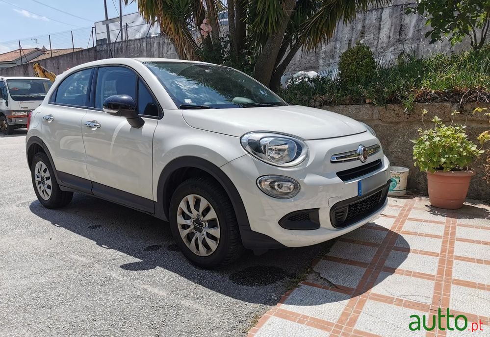 2016' Fiat 500X photo #2
