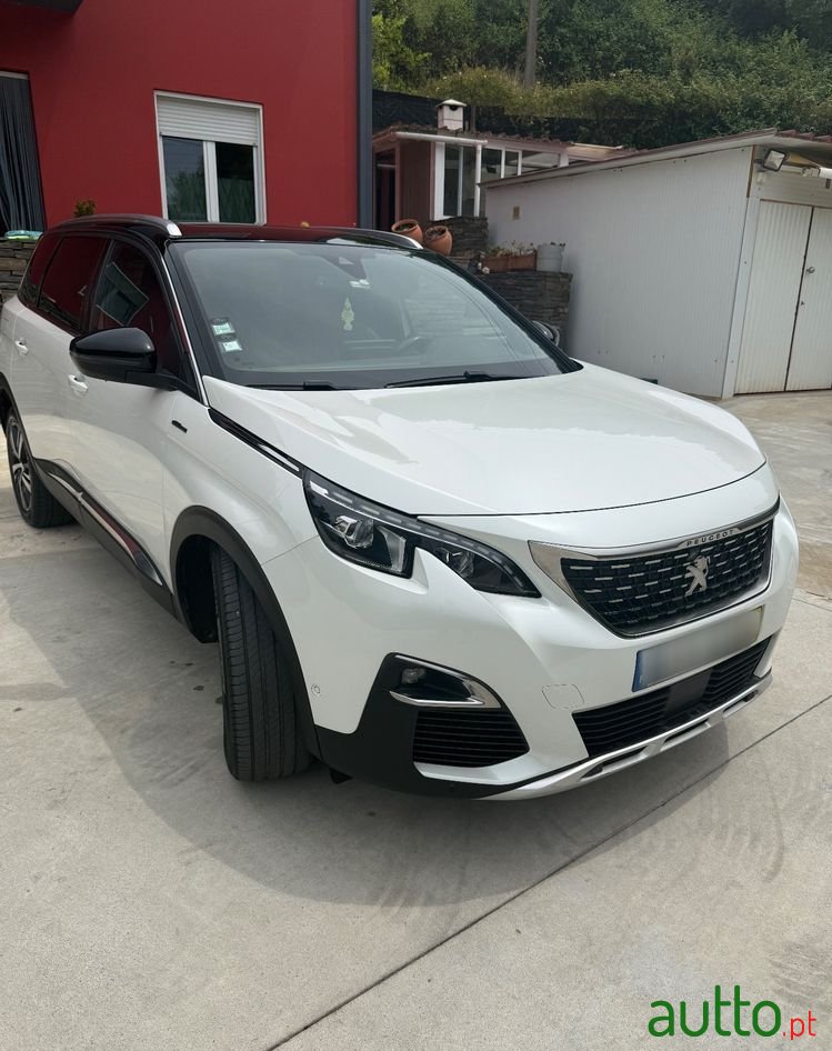 2017' Peugeot 5008 Gt Line photo #1